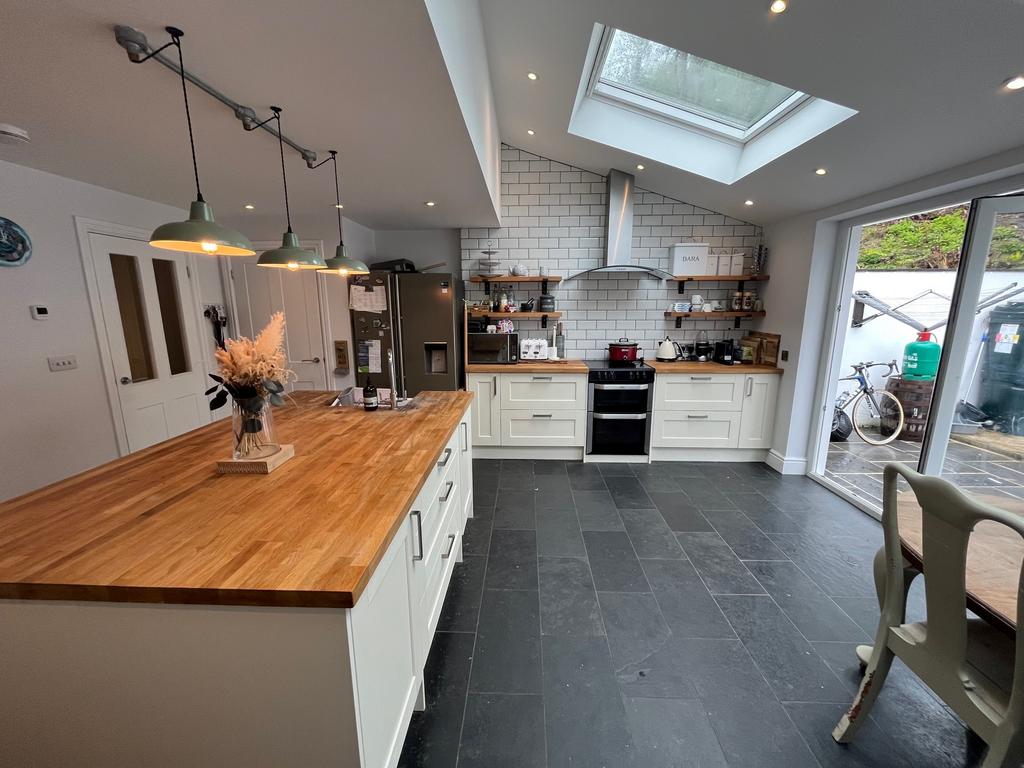 Open Plan Kitchen and Dining Room