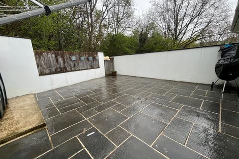 3 Glanafon, Aberaeron, SA46 0EW