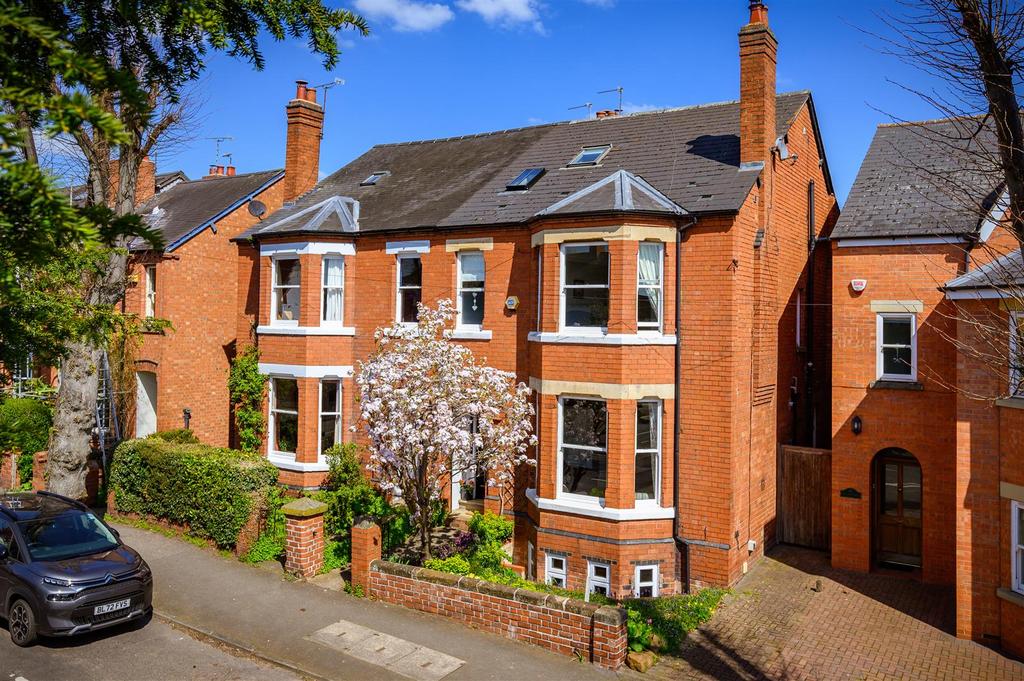 Priory Road, Kenilworth 5 bed semidetached house for sale £755,000