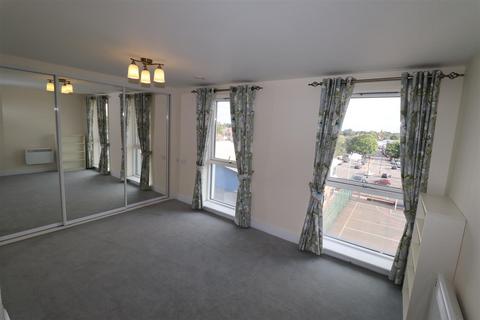 2 bedroom apartment for sale, Southbank Road, Kenilworth