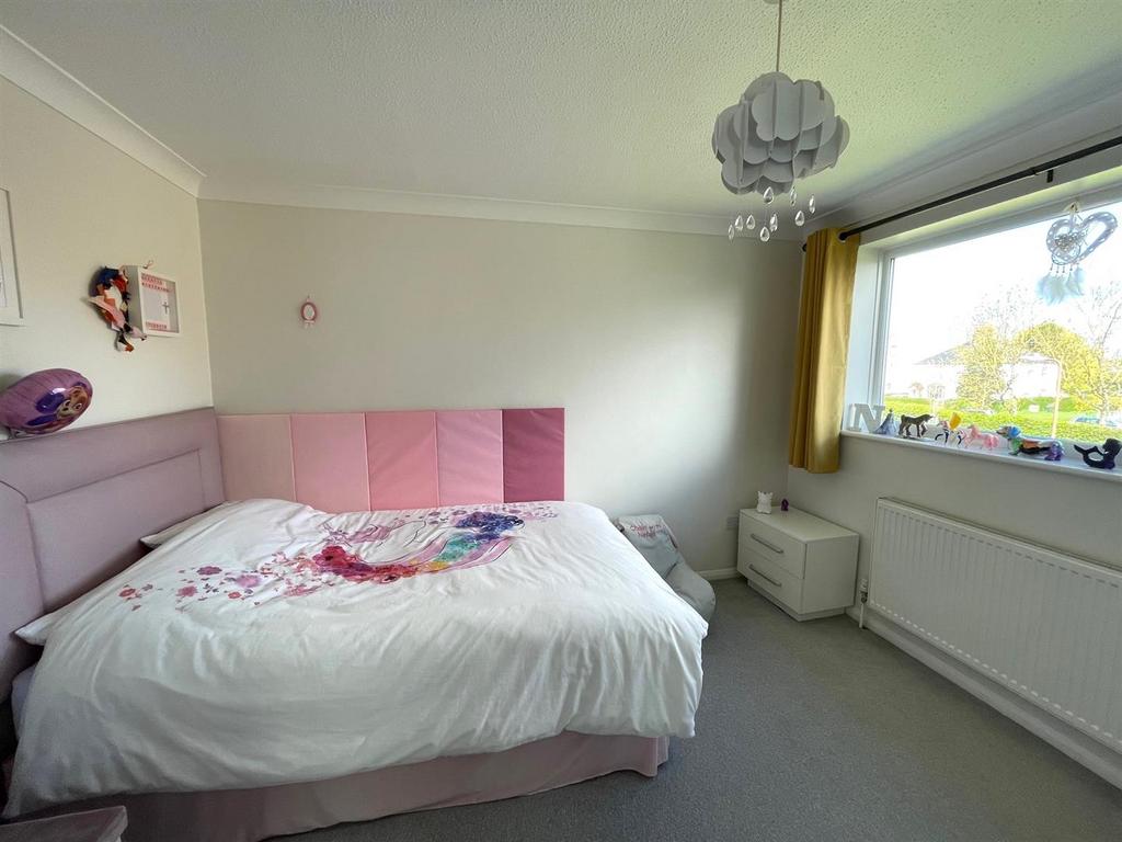 Bedroom 2.jpg