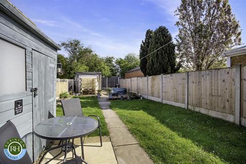 5 Lower Malton Road, Scawsby, Doncaster, DN5 8SF