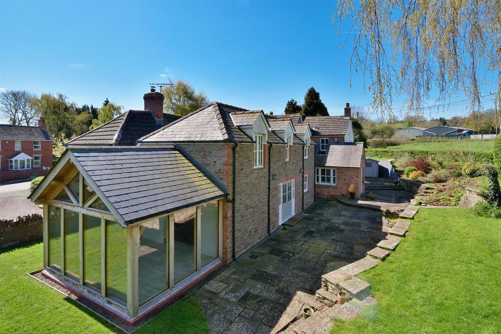 Peterchurch, Herefordshire 6 bed detached house for sale £675,000