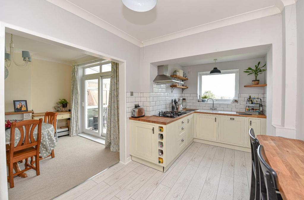 Kitchen-Breakfast Room