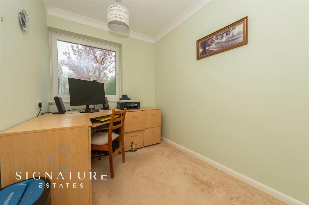 Bedroom Four / Office