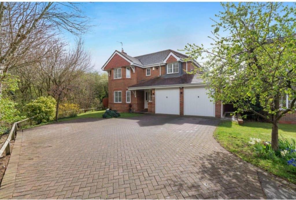 Speedwell Drive, Broughton Astley, Leicestershire 4 bed detached house