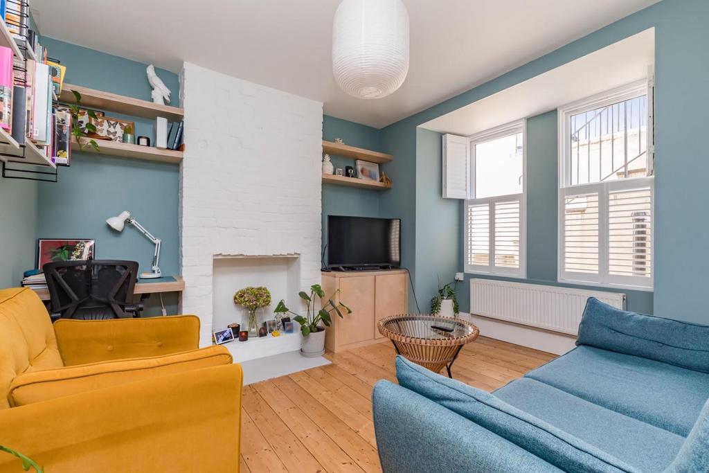 Bonchurch Road, Brighton 2 bed flat for sale £325,000