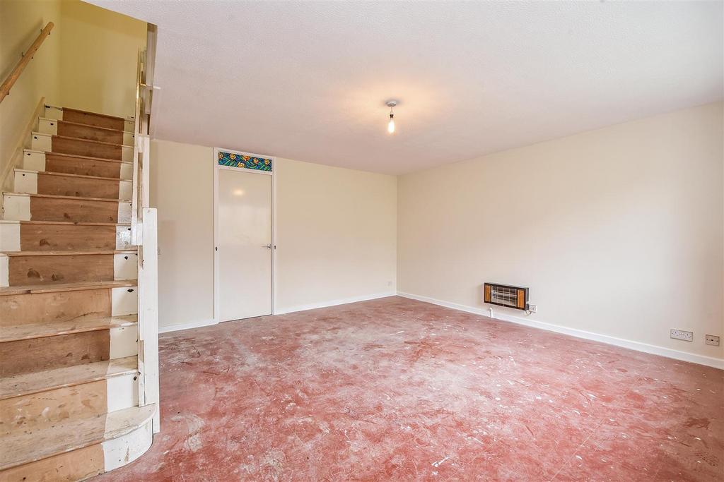 Ward Close, Andover 3 bed semidetached house £265,000
