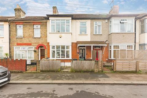 96 Gloucester Road, London, E17 6AF