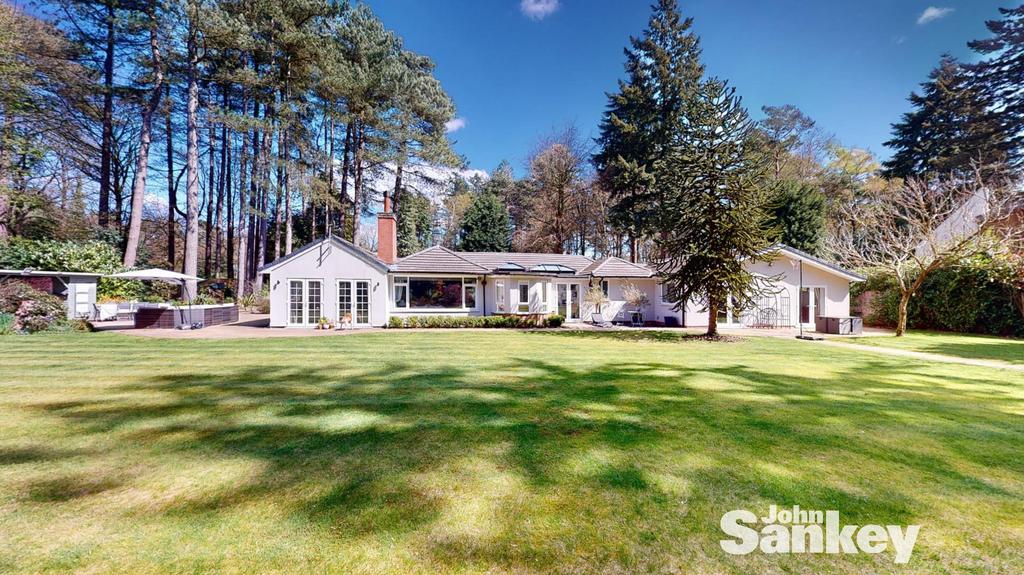 Newstead Abbey Park, Nottingham 4 bed detached bungalow for sale £1,295,000