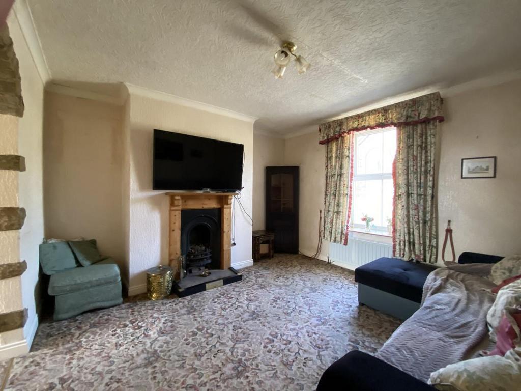 Newton Le Willows, Bedale 3 bed terraced house for sale £160,000