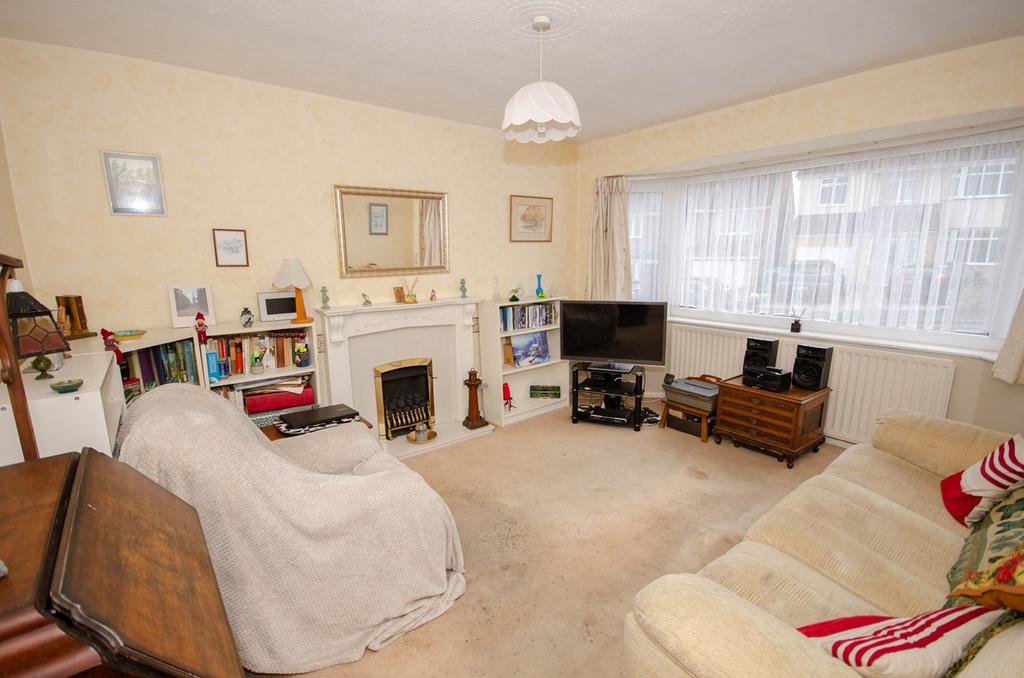 Tennyson Avenue, Shakespeare Gardens, Rugby, CV22 2 bed detached