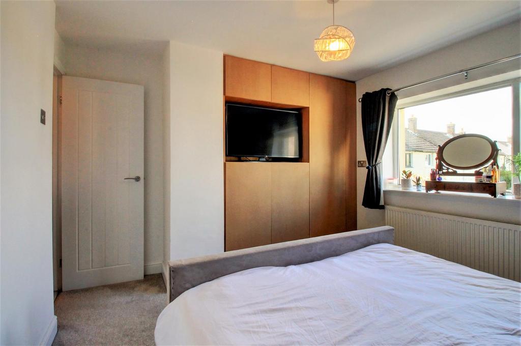 J.bed 1..jpg