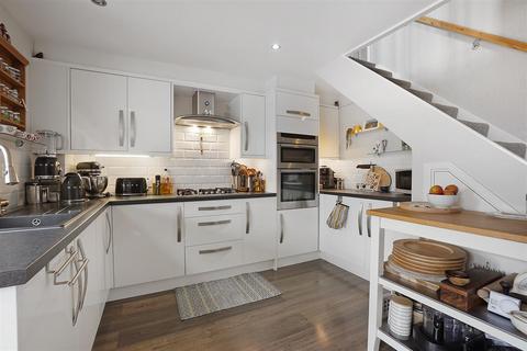 63 Broadway, Gillingham, ME8 6DP