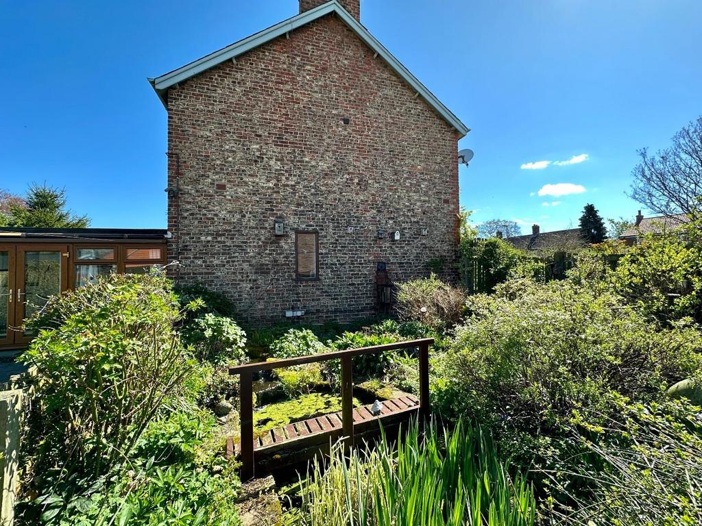 Side Garden
