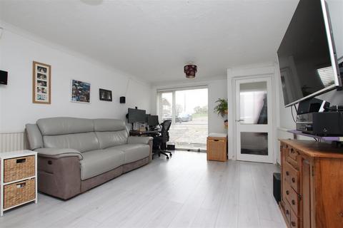46 Nadder Park Road, Exeter, EX4 1NU