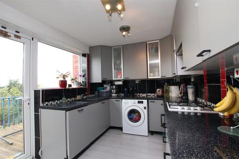 46 Nadder Park Road, Exeter, EX4 1NU