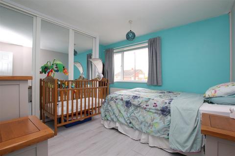 46 Nadder Park Road, Exeter, EX4 1NU