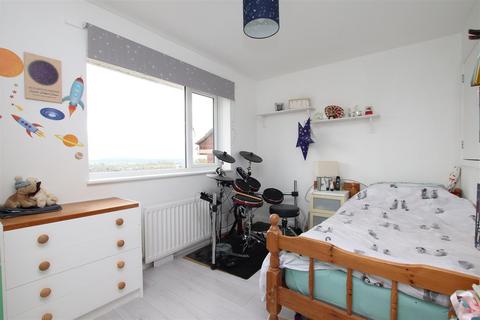 46 Nadder Park Road, Exeter, EX4 1NU