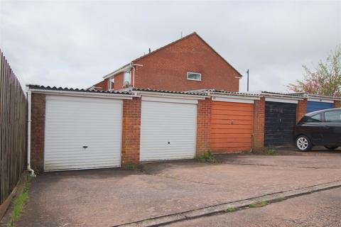 46 Nadder Park Road, Exeter, EX4 1NU