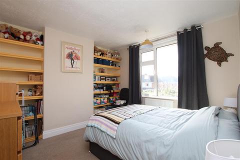 7 Ashwood Road, Exeter, EX2 8JP