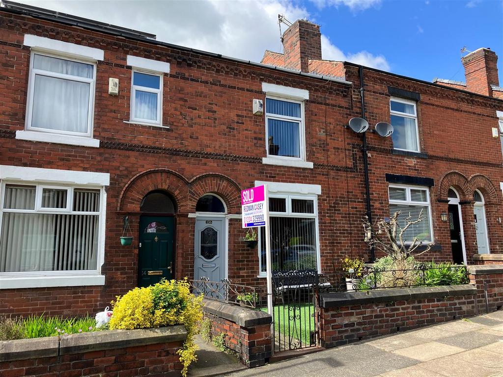 b Street, Horwich, Bolton 2 bed terraced house for sale £157,500
