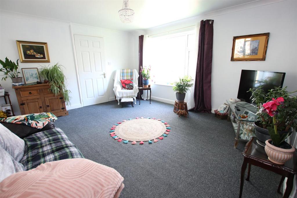 Old Park Road, Bradford 2 bed apartment for sale £99,950