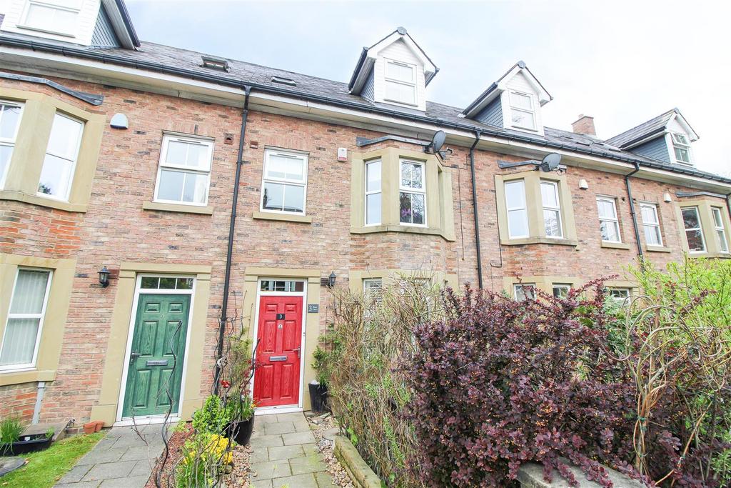 Palace Road, Ripon 4 bed terraced house for sale £250,000