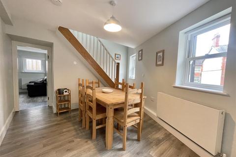 Y Nyth Poplar Row, Aberystwyth, SY23 2JX