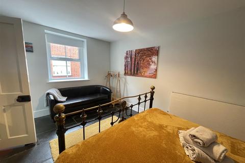 Y Nyth Poplar Row, Aberystwyth, SY23 2JX