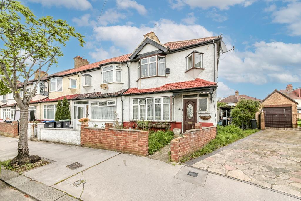 Keston Road, Thornton Heath, CR7 3 bed end of terrace house £400,000
