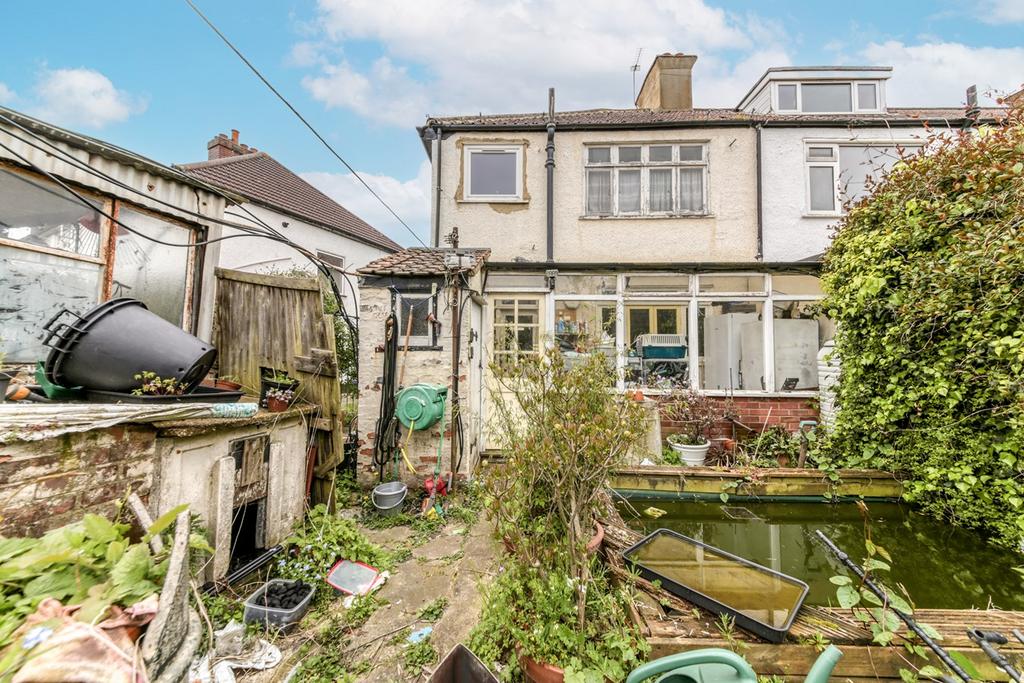 Keston Road, Thornton Heath, CR7 3 bed end of terrace house £400,000