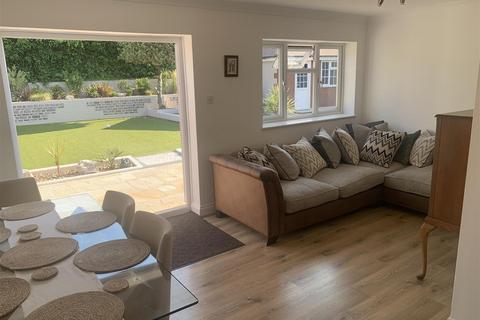 46 Fernhurst Road, Ashford, TW15 1AH