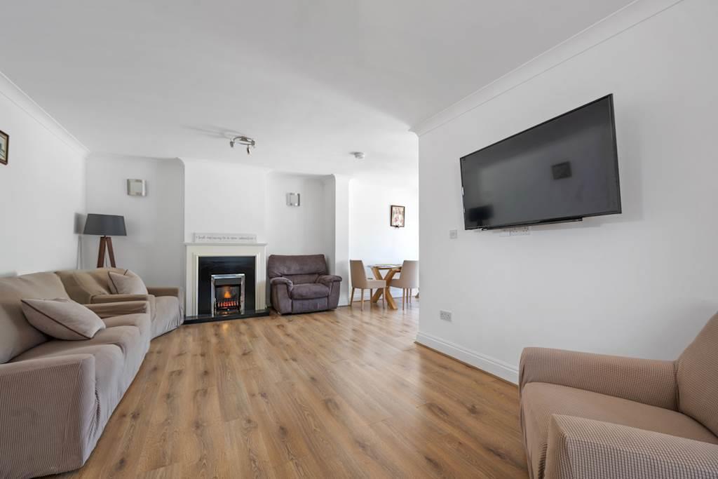 Living room open plan- Fernhurst.jpg