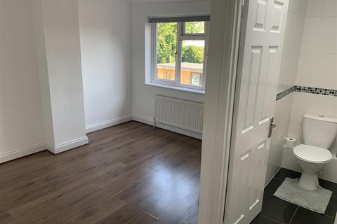46 Fernhurst Road, Ashford, TW15 1AH
