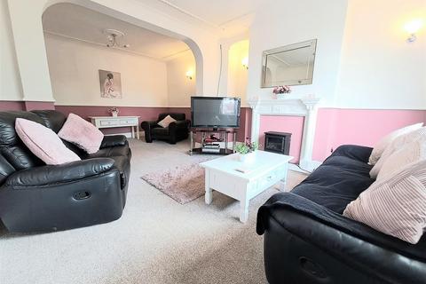 3 bedroom semi-detached house for sale, Chelmsley Lane, Marston Green, Birmingham