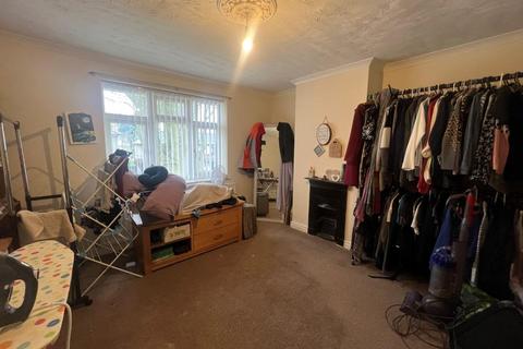 44 Greenway, Sedgley, Dudley, DY3 1PJ