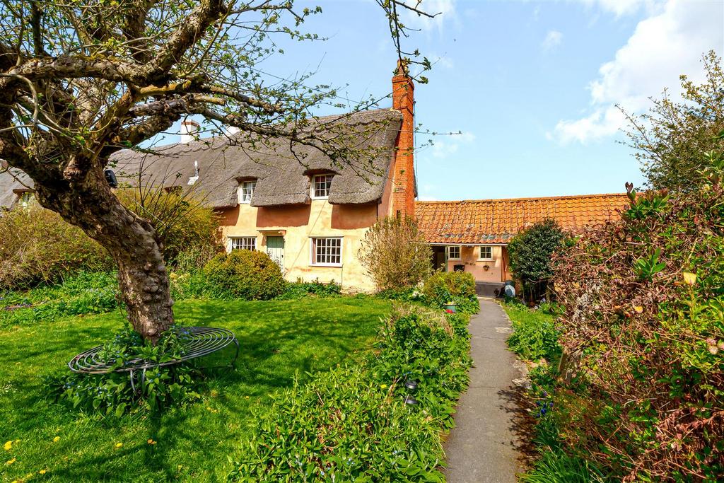Gold Street, Riseley, Bedford 2 bed end of terrace house for sale £325,000