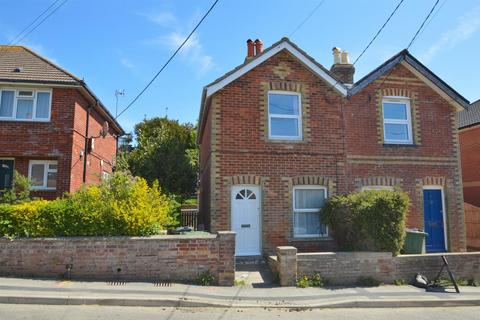 2 bedroom semi-detached house for sale, Freshwater