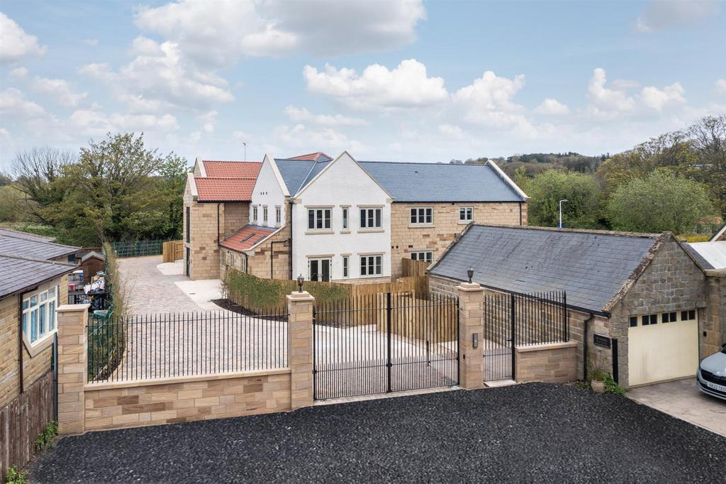 Eskdale Sidings, Ruswarp, Whitby 3 bed apartment £375,000