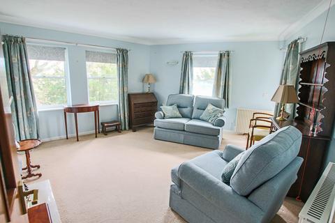 2 bedroom retirement property for sale - Fairfield Road, East Grinstead, RH19