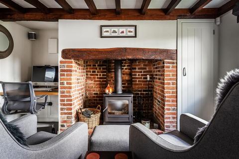 Willow Cottage Coxcombe Lane, Chiddingfold, Godalming, GU8 4QF