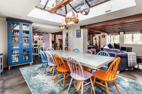 Willow Cottage Coxcombe Lane, Chiddingfold, Godalming, GU8 4QF