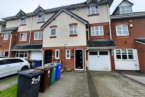 4 bedroom townhouse to rent - Butterstile Avenue, Prestwich, Manchester