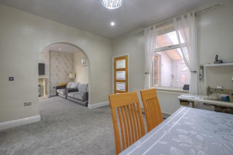 4 bedroom terraced house for sale, Colne Road, Burnley