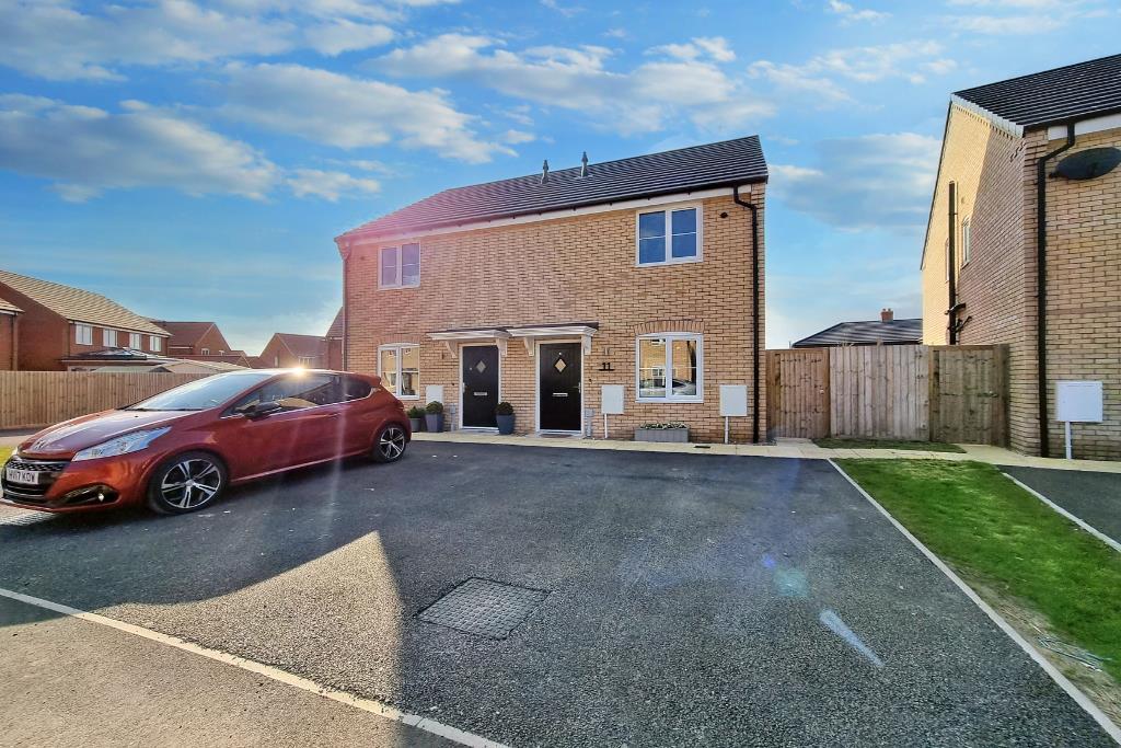Jasmine Crescent, Holbeach 2 bed semidetached house for sale £180,000