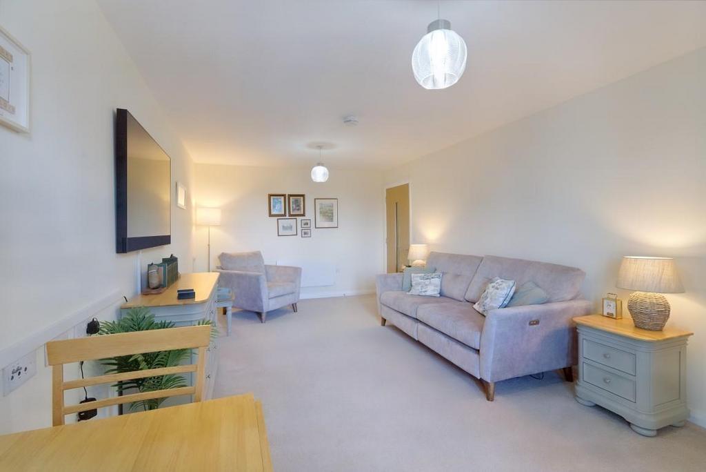 Balshaw Court Burlington Gardens Leyland PR25 3EX 2 bed apartment for