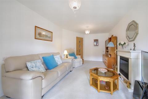 1 bedroom apartment for sale, , St. Giles Mews, Stony Stratford, Milton Keynes, MK11 1HT