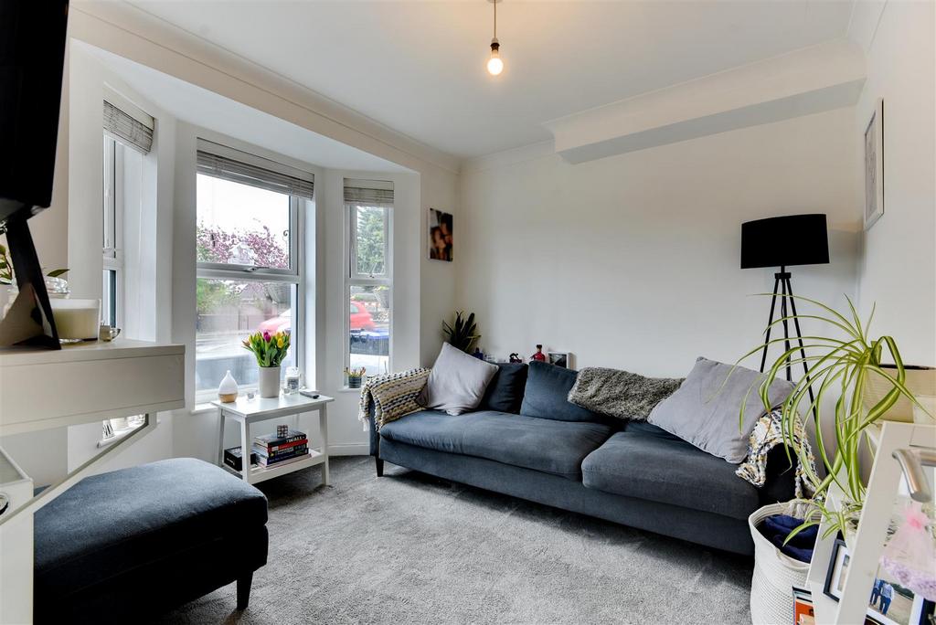 Ham Road, Worthing 1 bed flat for sale £190,000