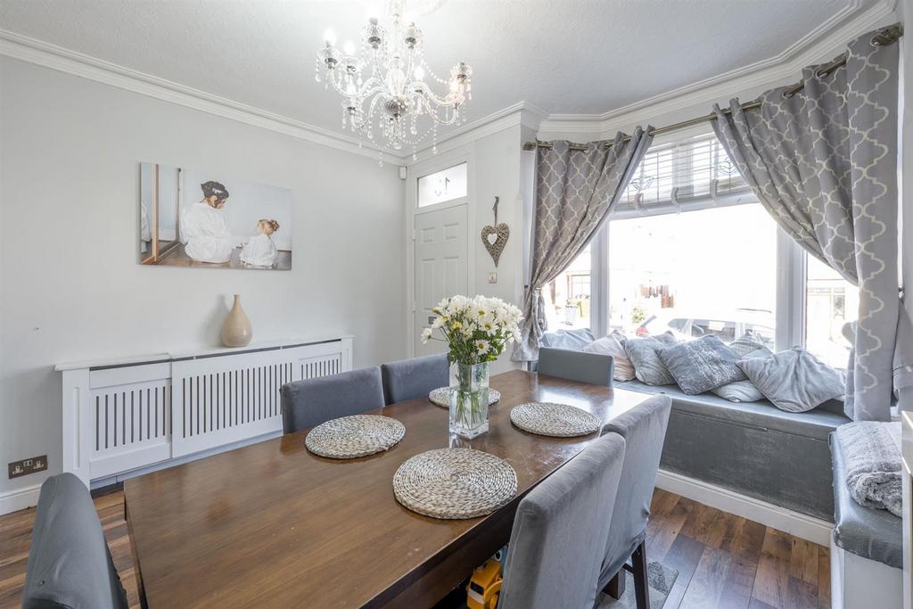Oakwood, Oakfield Road, Wordsley, DY8... 3 bed end of terrace house £